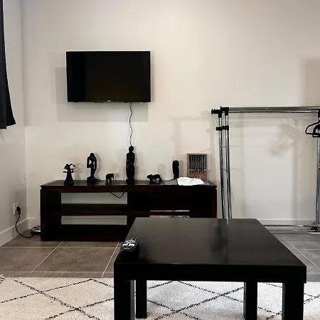 Cozy And Well-equipped Apartmán